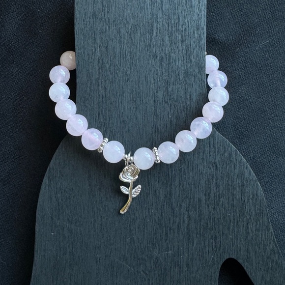 New Healing Stone Rose Quartz Bead Silver Plate Rose Charm Stretch Bracelet Calm - Picture 3 of 8